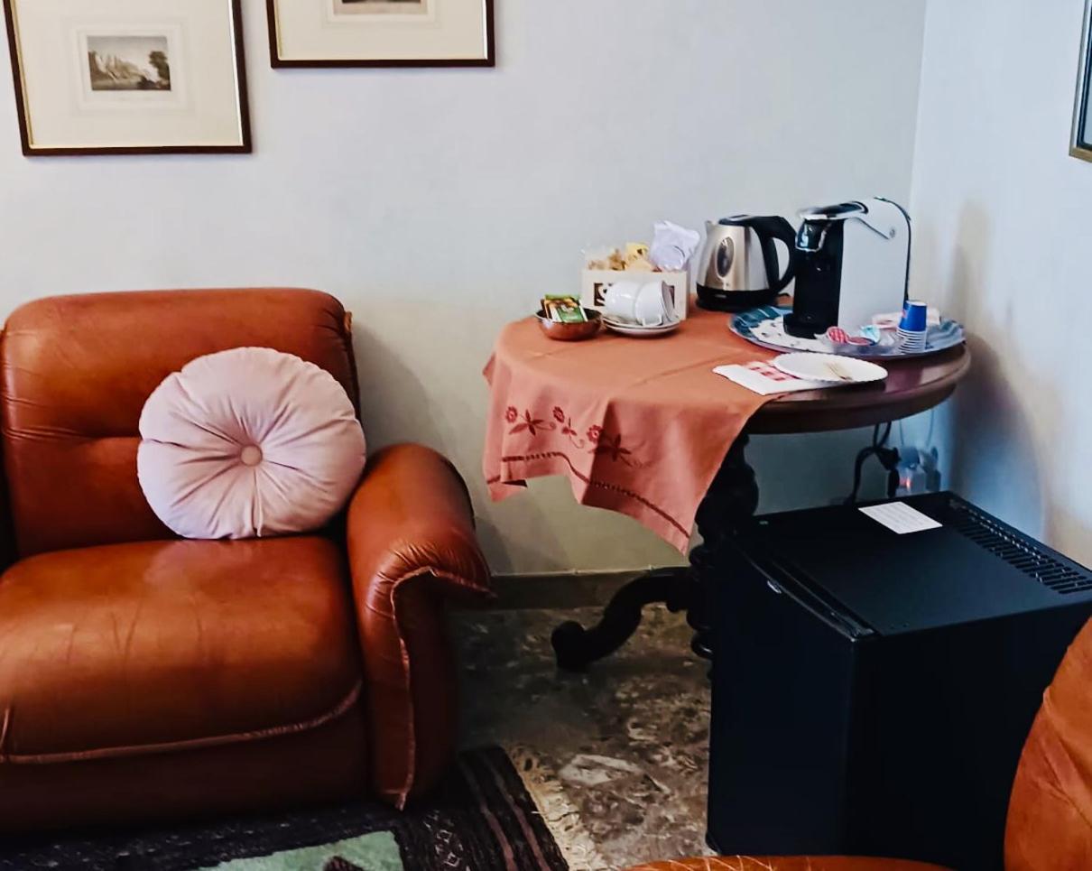 47, Vittorio Veneto 호텔 로코로톤도 외부 사진